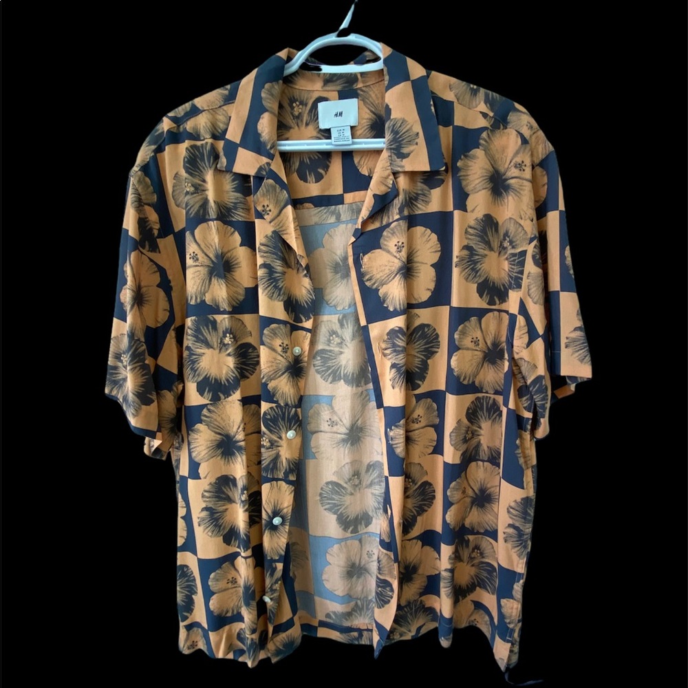 H&M Men’s Medium Floral Button Down